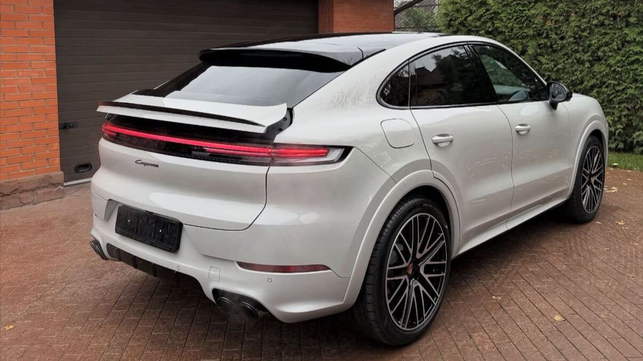 Фото Porsche Cayenne - 4